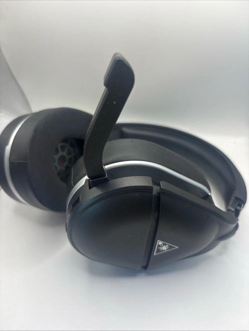 Turtle Beach Stealth 700 G2X MAX Wireless Gaming Xbox, PS, PC For Parts